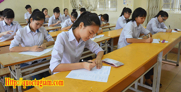 Nhiều phụ huynh ở Hà Nội cho biết họ “buộc lòng” phải làm đơn "tự nguyện không cho con dự thi vào lớp 10"