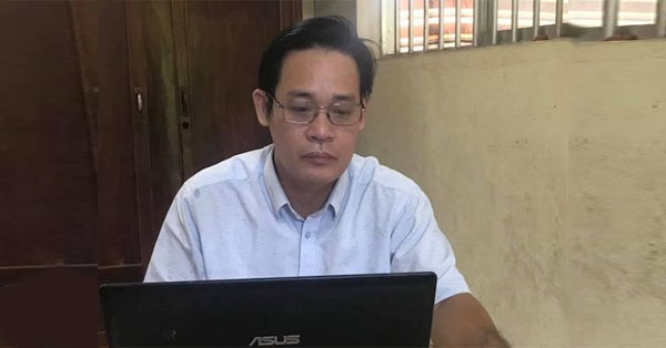 Thầy giáo Lê Trần Ngọc Sơn xin nghỉ vì 'vấn nạn dối trá' được thôi việc